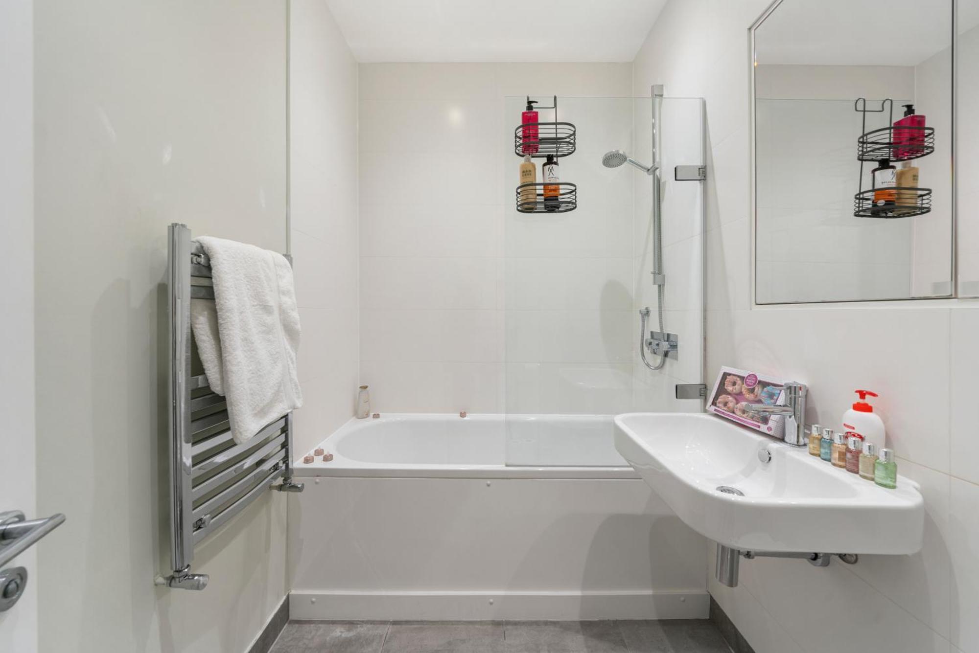 Chic 2 Bed Maisonette In Mayfair 32A Londra Esterno foto