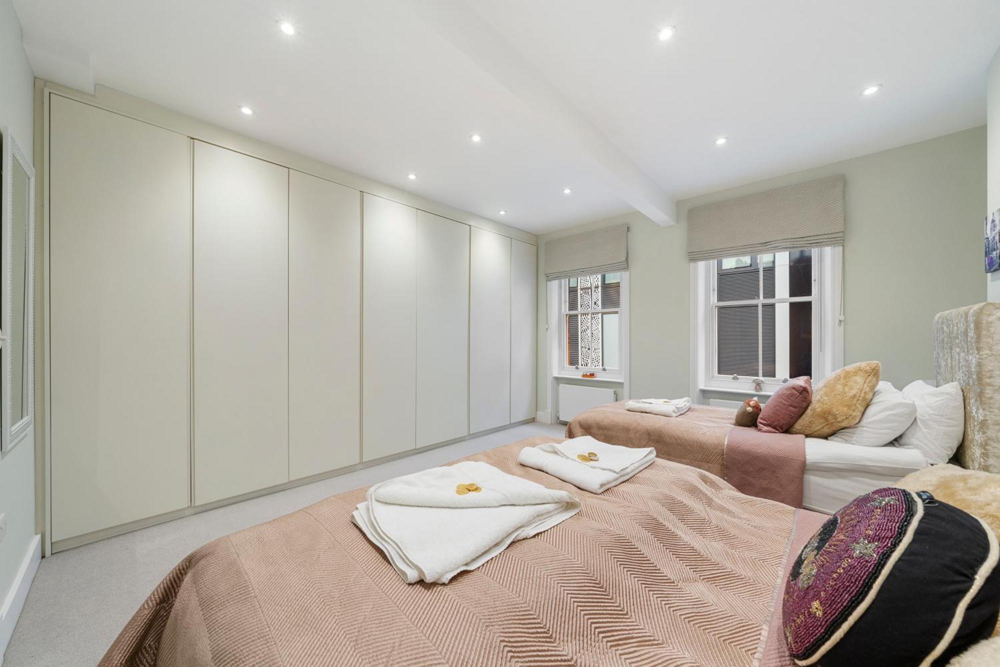 Chic 2 Bed Maisonette In Mayfair 32A Londra Esterno foto